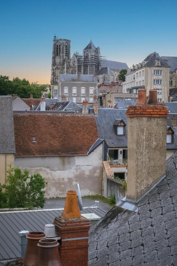 Апартаменты Vue Sur La Cathedrale - Au Coeur De Бурж Экстерьер фото